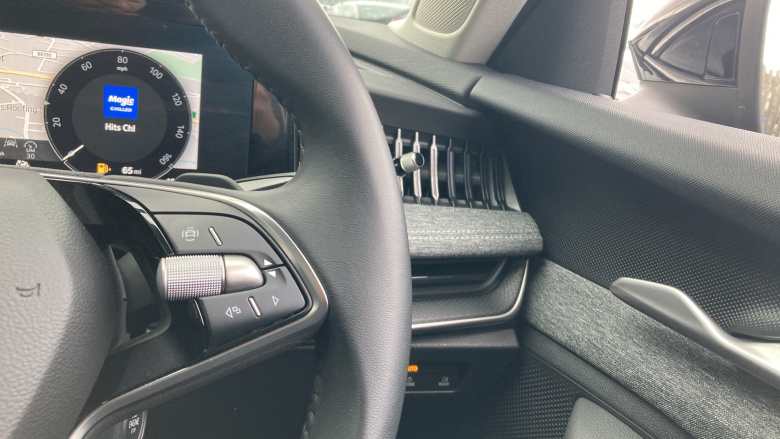 Skoda Superb 2.0 TDI SE Technology 5dr DSG Diesel Estate